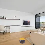 Stylish And Luxurious 3-bedroom With A Large Sunny Terrace T19 Appartement Ostende