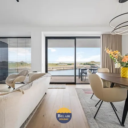 Daire Stylish And Luxurious 3-bedroom With A Large Sunny Terrace T19 Oostende