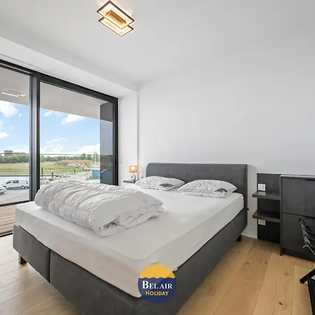 Stylish And Luxurious 3-bedroom With A Large Sunny Terrace T19 Appartement Oostende